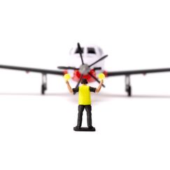 Siku Pilatus PC-12 PRO "Flying Doctor“ mit Zubehör
