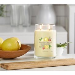 Yankee Candle Iced Berry Lemonade Wachskerze Zylinder Grapefruit, Zitrone, Pampelmuse Gelb 1 Stück(e)