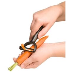 Silit 2141240327 Schäler Obst & Gemüse Schwenkbarer Schäler Schwarz