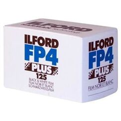 Ilford 1700682 Schwarz-Weiß-Film 24 Schüsse