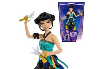 Mattel KPop Demon Hunters HUNTR/X Zoey Modepuppe in abnehmbarem Look mit themenbezogenem Zubehör aus dem Film