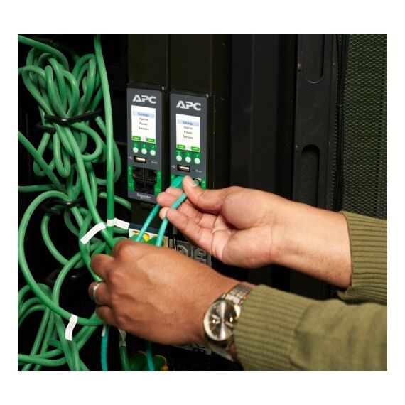 APC NetShelter Rack PDU Advanced, Switched Metered Ausgang, 3PH, 22,1kW 400V 32A oder 17,3kW 415V 30A, 48 Ausgänge, IEC309, 5 image