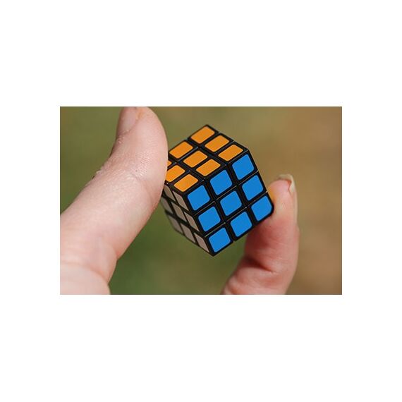 World’s Smallest Rubik’s Cube Zauberwürfel, 2 image