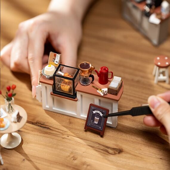 ROBOTIME DG162 DIY-Miniatur-Haus/Bücherecke DIY-Miniaturhaus, 3 image