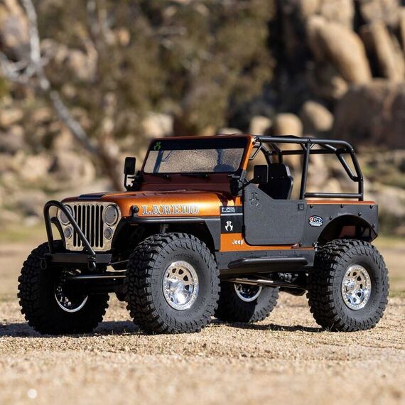 Axial R/C SCX10 III Jeep CJ-7 V2 ferngesteuerte (RC) modell Rock Crawler Elektromotor 1:10, 16 image