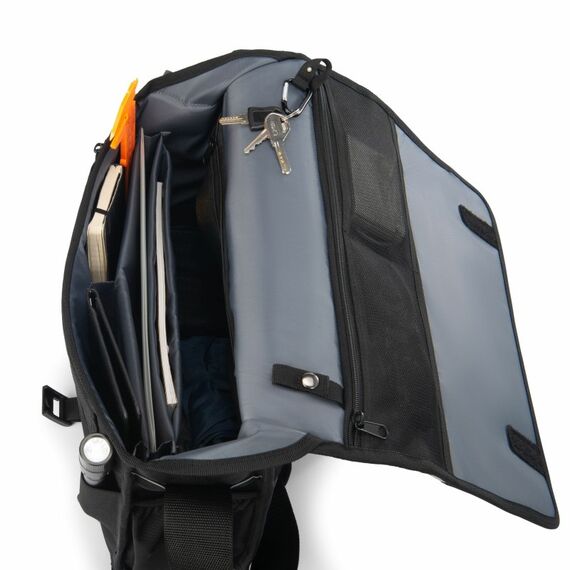 DICOTA P20471-16 Handtasche/Umhängetasche Recyceltes Polyethylenterephthalat (rPET), Thermoplastische Polyurethane (TPU) Schwarz, Weiß Unisex Messenger Bag, 4 image