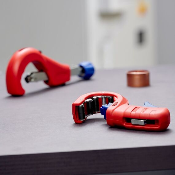Knipex 90 31 03 BK Rohrschneider, 18 image