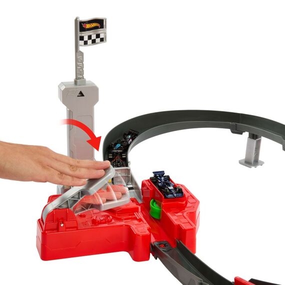 Hot Wheels Racing Formel 1 Rennstrecke-Trackset mit 3 Die-Cast Spielzeugautos im Maßstab 1:64, 4 image