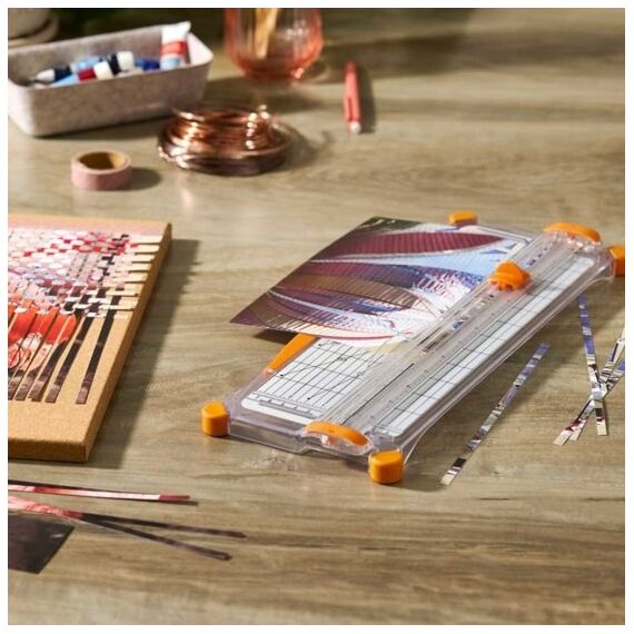 Fiskars 1077799 Papierschneidemaschine 10 Blätter, 8 image