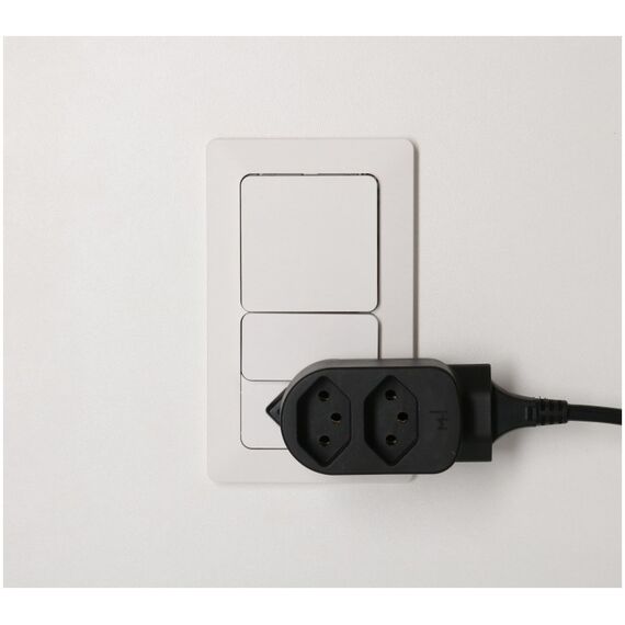 Max Hauri AG Basic Line Steckdosenleiste 4x Typ 13 sw Schalter 1.5m Green+Fair, Farbe: Weiß, 7 image