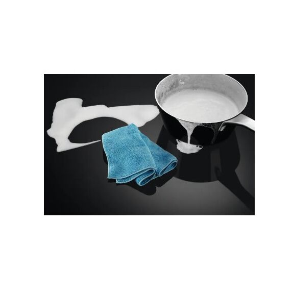 Electrolux DMGL8312AO Schwarz Integriert 83 cm Zonen-Induktionskochfeld 4 Zone(n) Integrierte Haube, 3 image