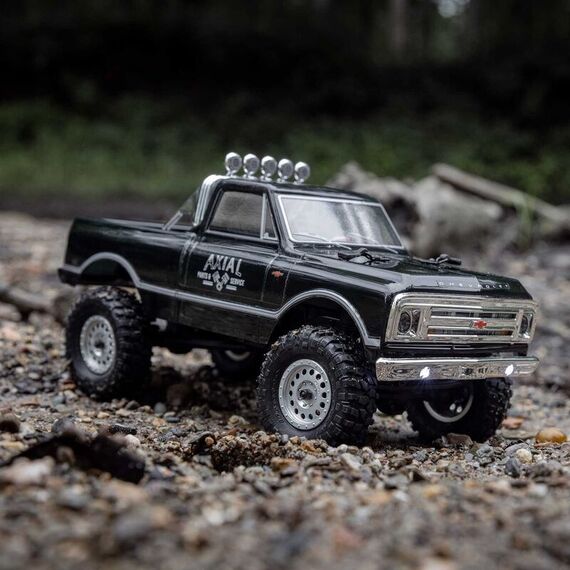 Axial R/C SCX24 1967 Chevrolet C10 ferngesteuerte (RC) modell Rock Crawler Elektromotor 1:24, 10 image
