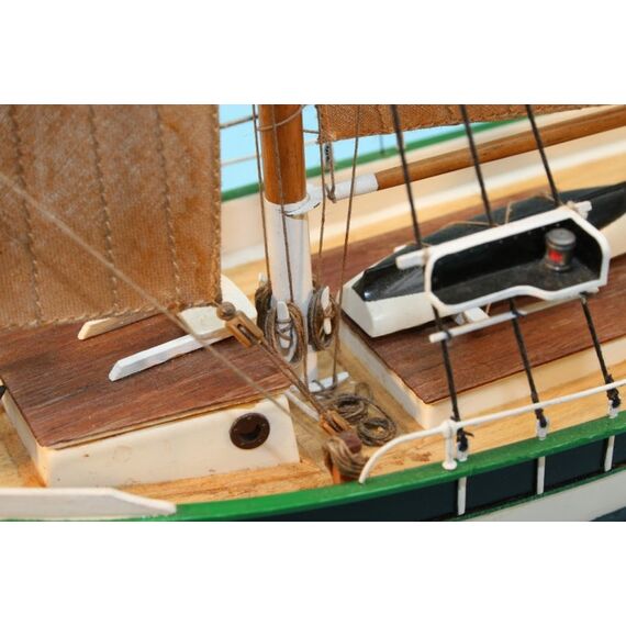 Billing Boats Dana Fishingboat Modell eines Fischereifahrzeugs Montagesatz 1:60, 9 image