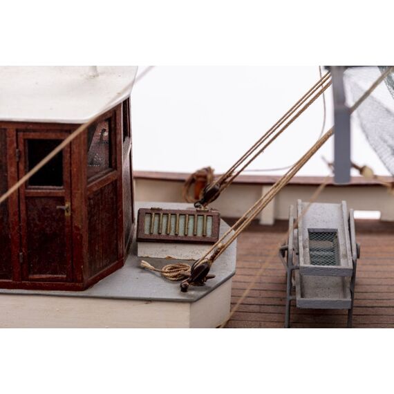 Billing Boats Cux 87 Schlepper Montagesatz 1:33, 11 image