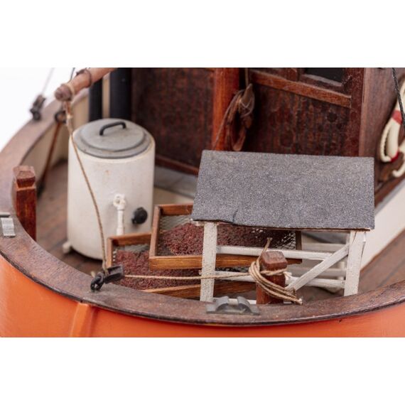 Billing Boats Cux 87 Schlepper Montagesatz 1:33, 9 image