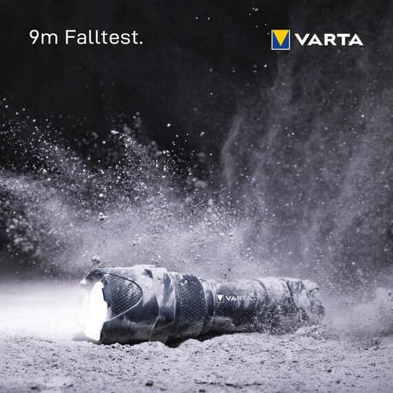 Varta Taschenlampe LED 6 Watt inkl. 3x AAA Batterien, Indestructible F10 Pro Leuchte, Lampe, Arbeitsleuchte mit zwei Leuchtmodi, extrem robuste Taschenleuchte, klein, wasser- und staubgeschützt, 9 image