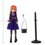 Monster High x Wednesday Sammelpuppe, Agnes DeMille mit violetter Uniform und Zubehör, 4 image