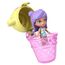Polly Pocket Ananas-Äffchen-Schatulle, Spielset mit 1 Mikropuppe und Haustier, Spielzeug für unterwegs mit Obst-Zubehörteilen, 3 image